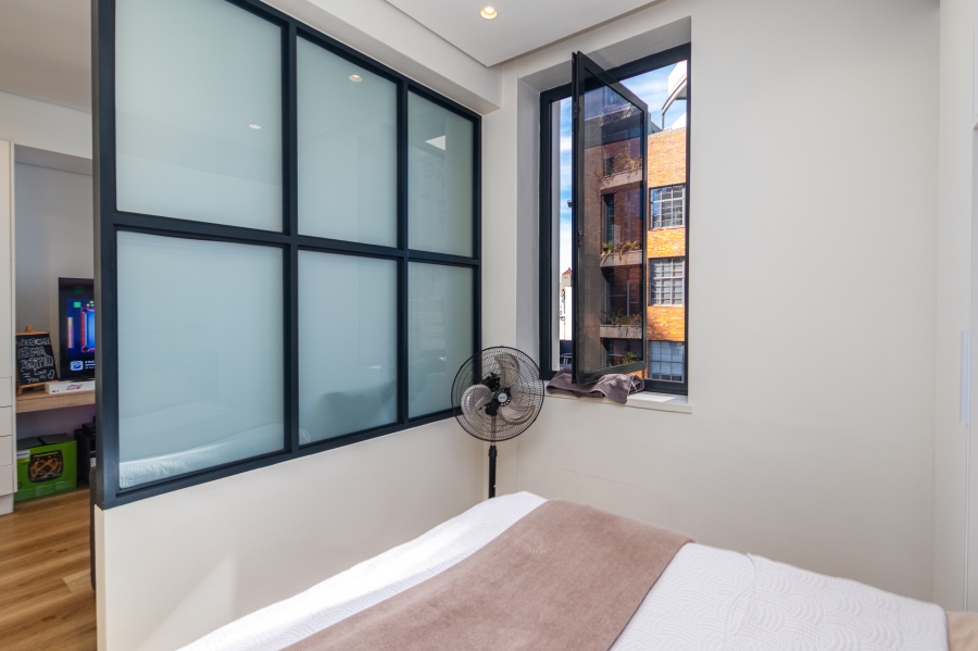 1 Bedroom Property for Sale in Cape Town City Centre Western Cape